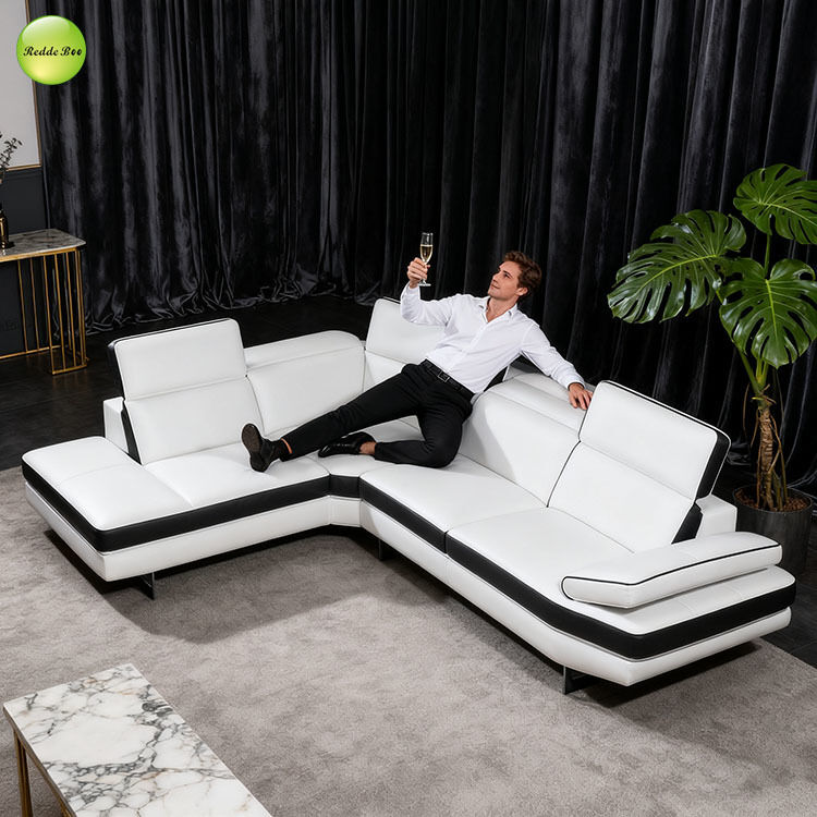 Sleek Leather Corner Sofa: Plush Cushions, Modern Vibe – Elevate Contemporary Living Spaces