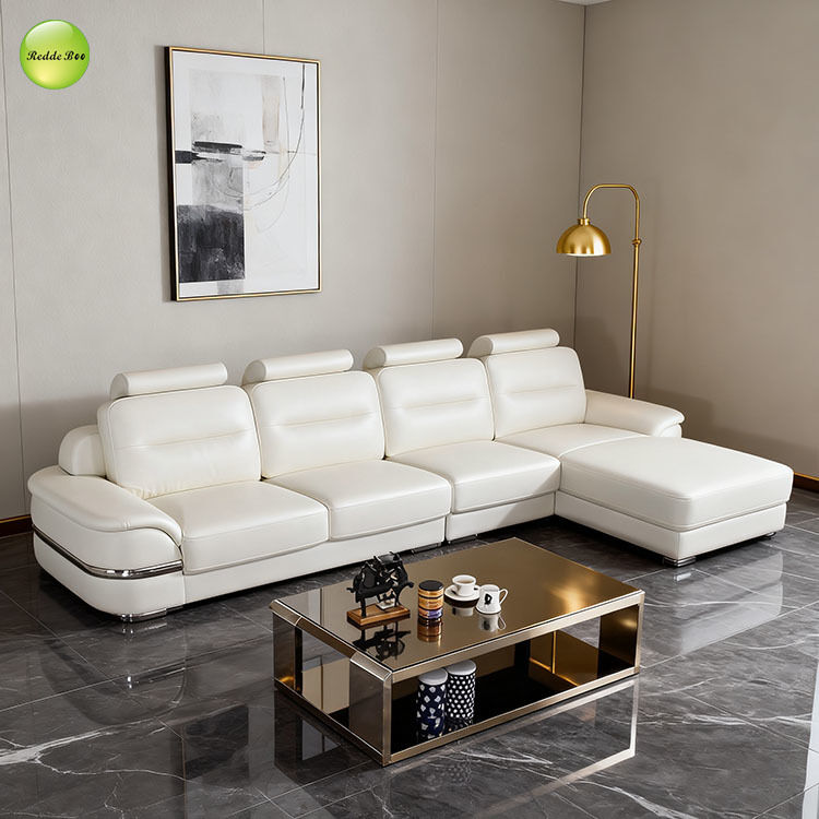 Modern Leather Lounge: Sleek Silhouette, Metal Detailing – Perfect for Bright, Airy Living Spaces