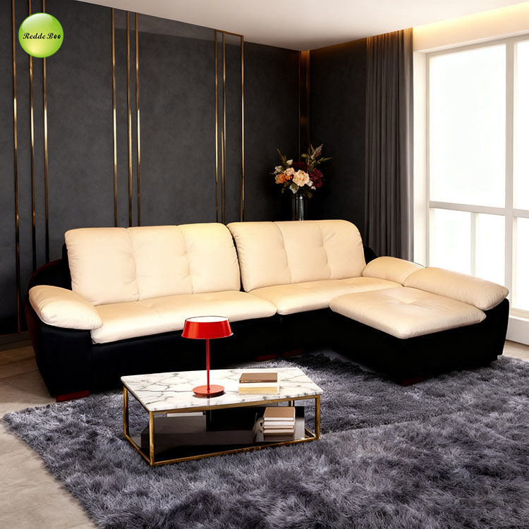 Two - Tone Leather Sectional: Black & Cream Contrast, Plush Seating – Art - Filled Modern Living Spaces Ideal