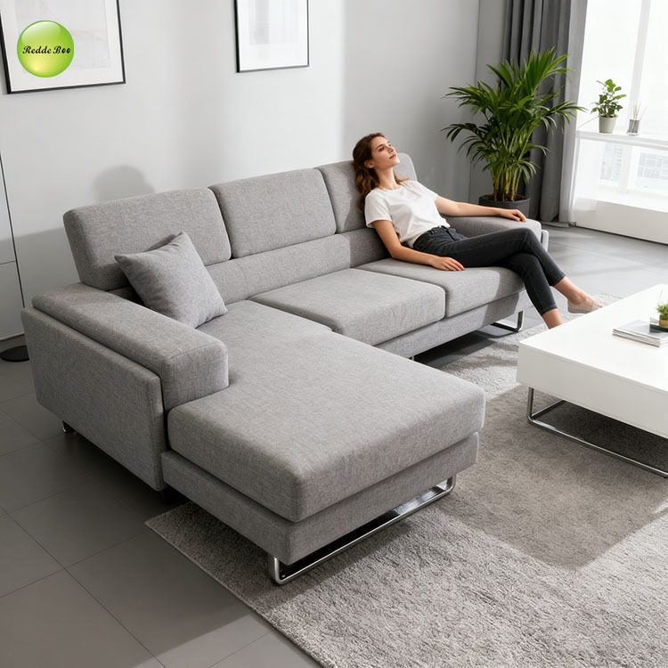 Leather Corner Sofa: Timeless Style, Easy - Clean Fabric – Perfect for Playful, Colorful Interiors